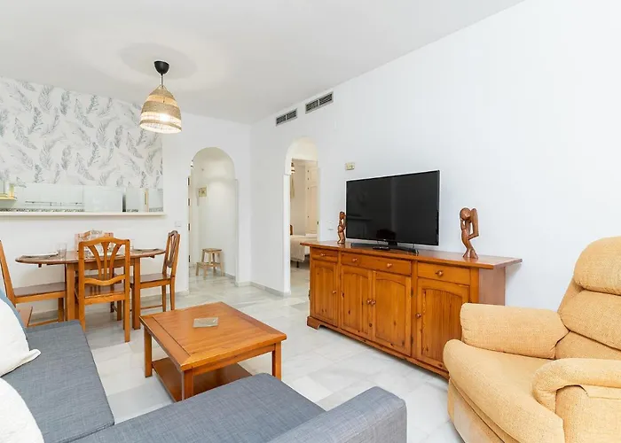 Jardines De Monko 托雷莫利诺斯